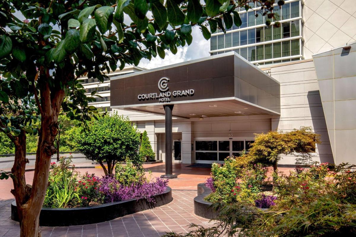 Courtland Grand Hotel, Trademark Collection by Wyndham former Sheraton Atlanta - Housity