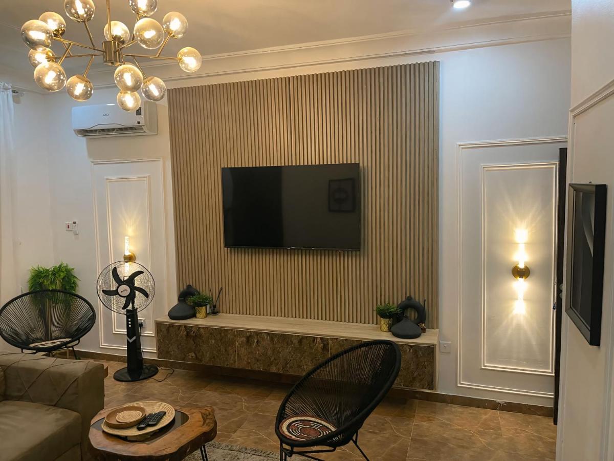 Tastefully furnished 1 bedroom apartment - Housity