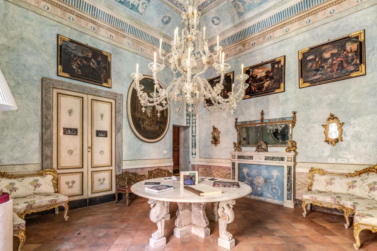 Palazzo Doria Napoli - Housity
