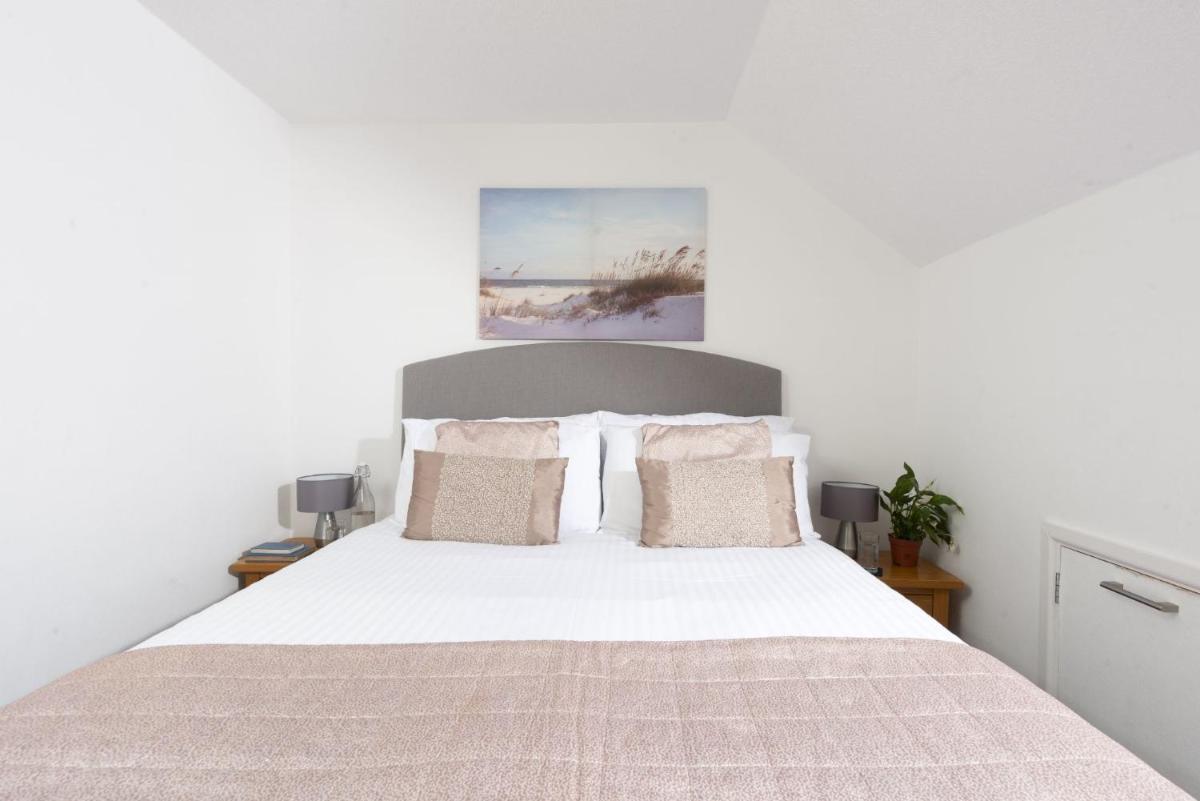 Bridge Apartment - Housity