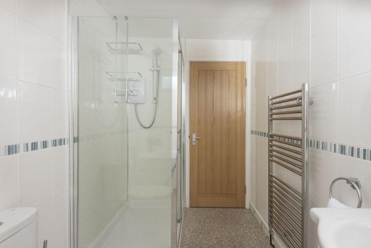 Bridge Apartment - Housity