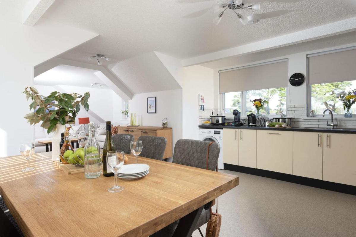 Bridge Apartment - Housity