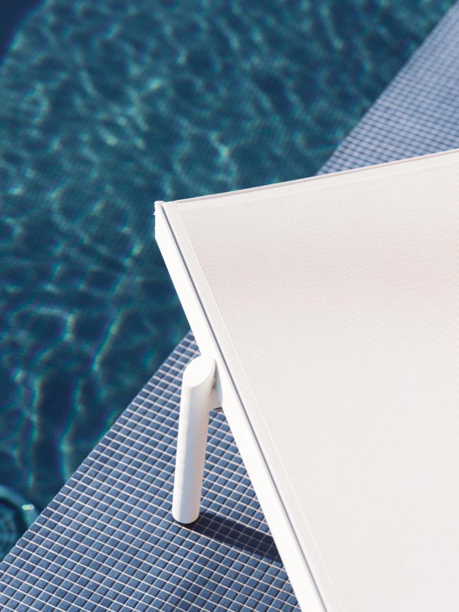 Piscine de l'établissement Bleu Hôtel & Spa ou située à proximité