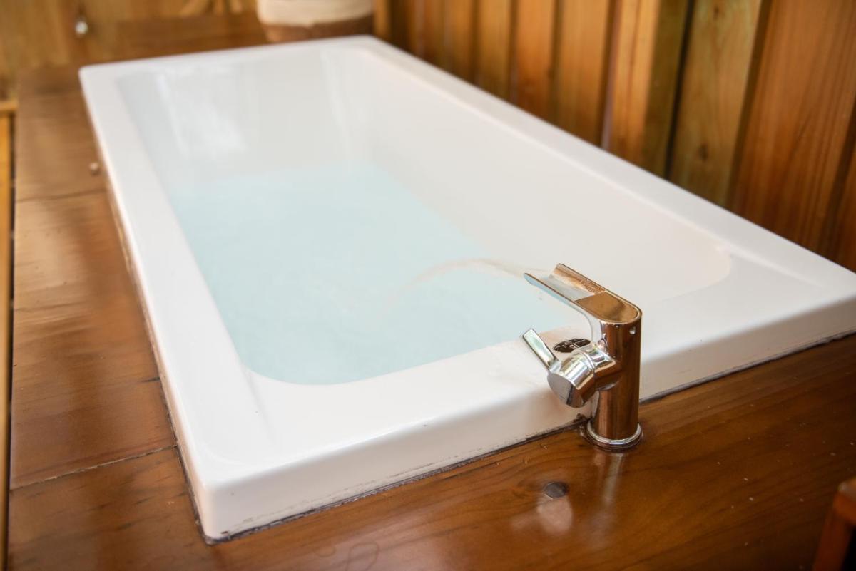 Seren Glamping - Housity