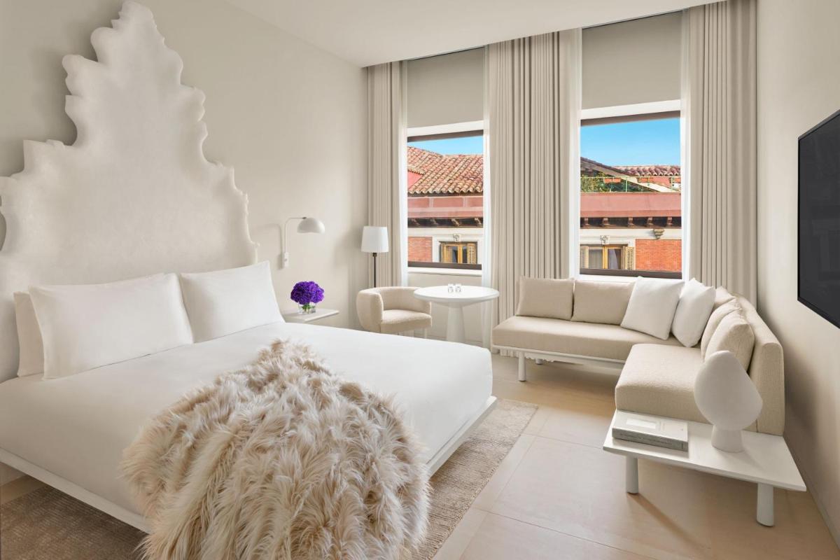 Cama o camas de una habitación en The Madrid EDITION