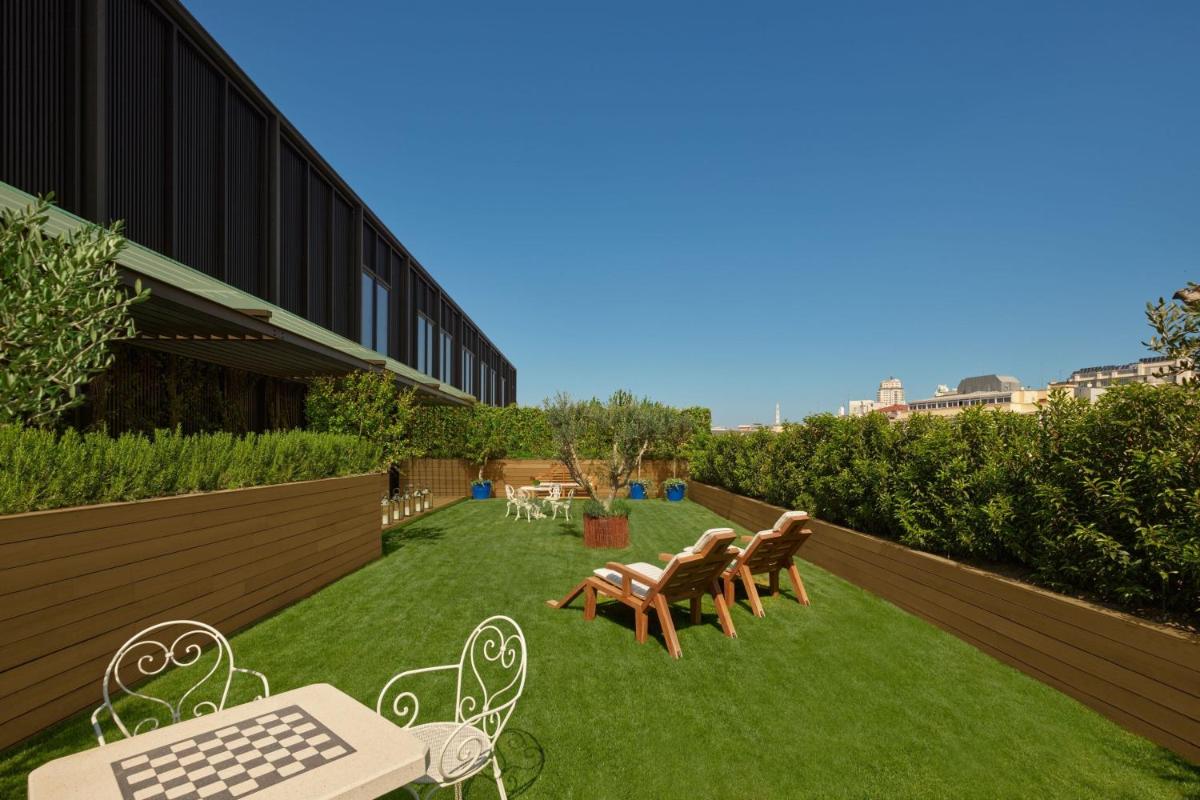 Jardín al aire libre en The Madrid EDITION