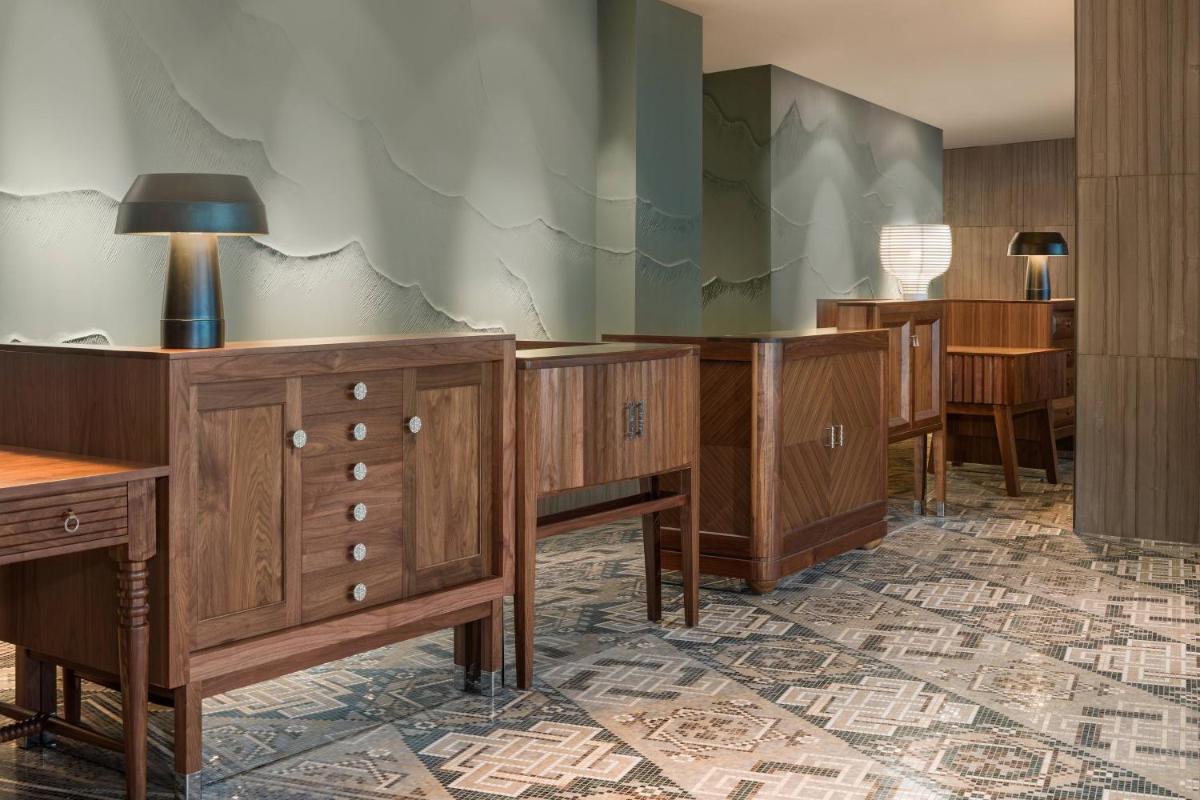 The Westin Cleveland Downtown - Housity