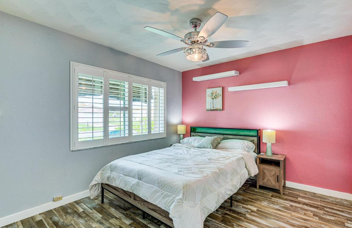 Home with Private Dock on Canal in Hernando Beach! - Housity