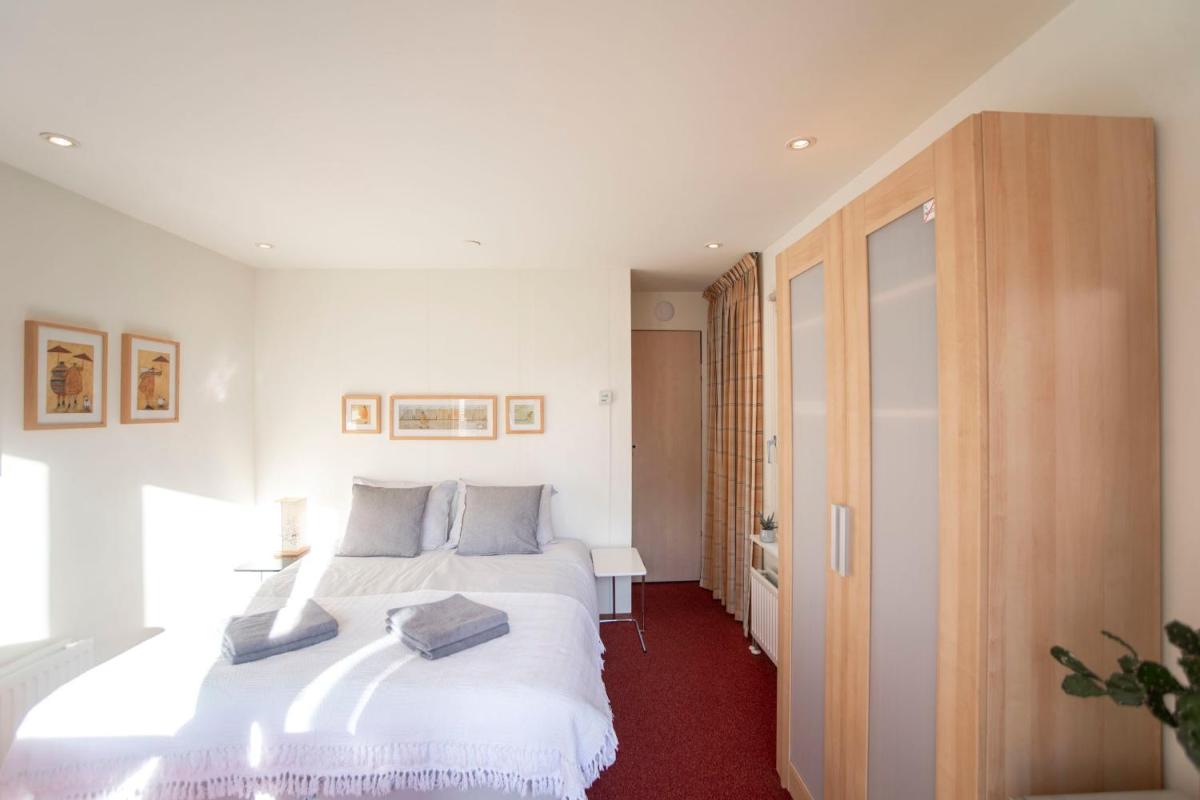 Studio 19 with private parking - Housity