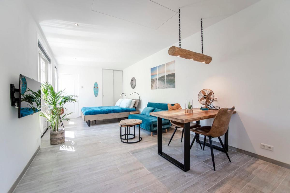 Good Vibes Romantic Studio incl free private parking - Housity