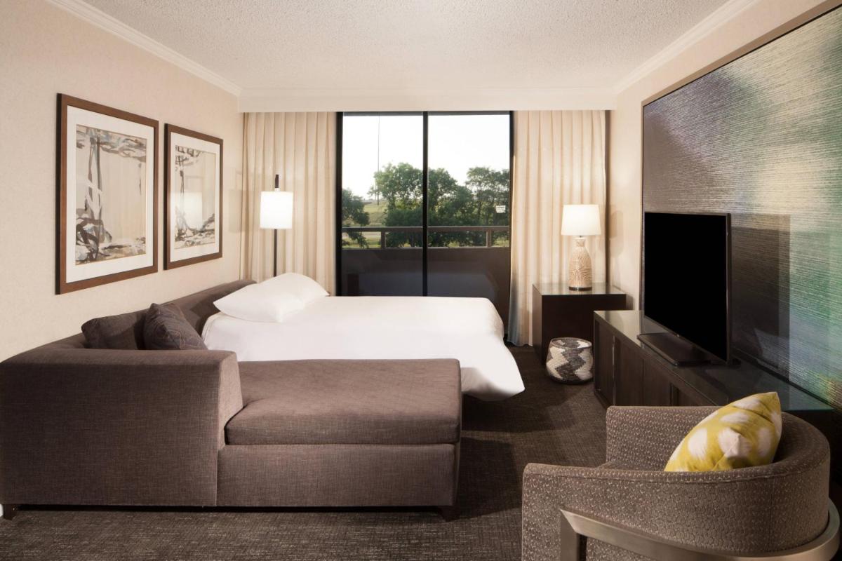 Omaha Marriott - Housity