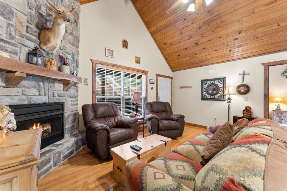 Dakota Lodge Home - Housity