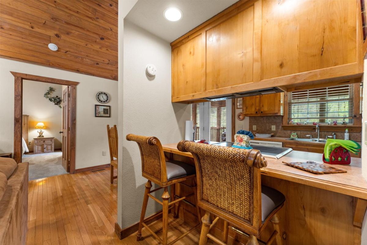 Dakota Lodge Home - Housity