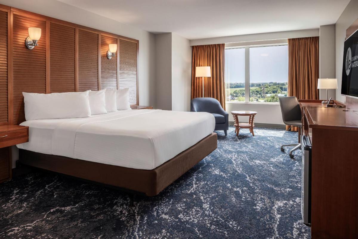 Isle Casino Hotel Waterloo - Housity