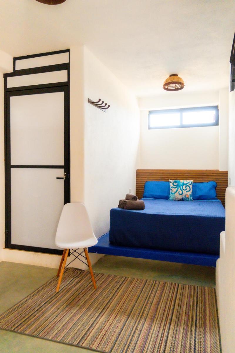Casa Arrecife Tortuga, Fast Internet, private Cozy room - Housity