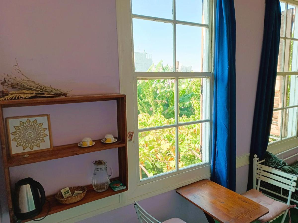 Suitetrails - Lotus Garden Hostel Izmir