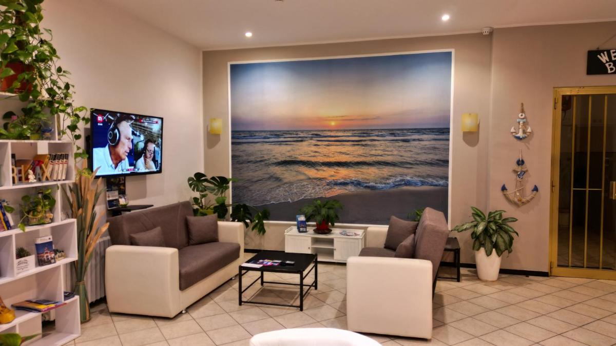 Hotel Geppi - Housity
