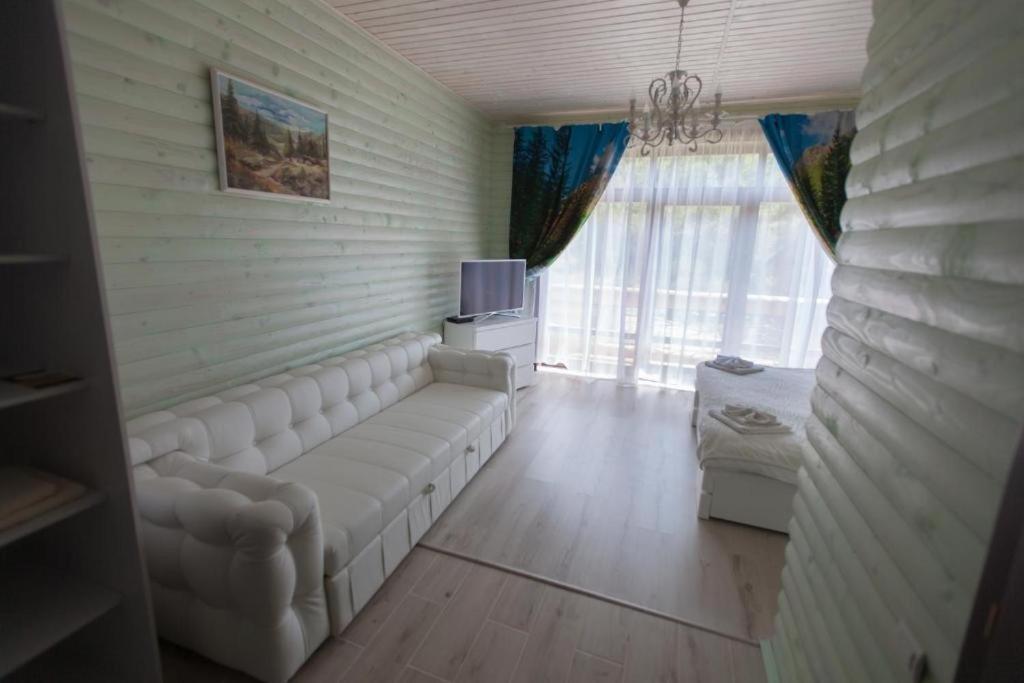 Oasis Karpat - Housity
