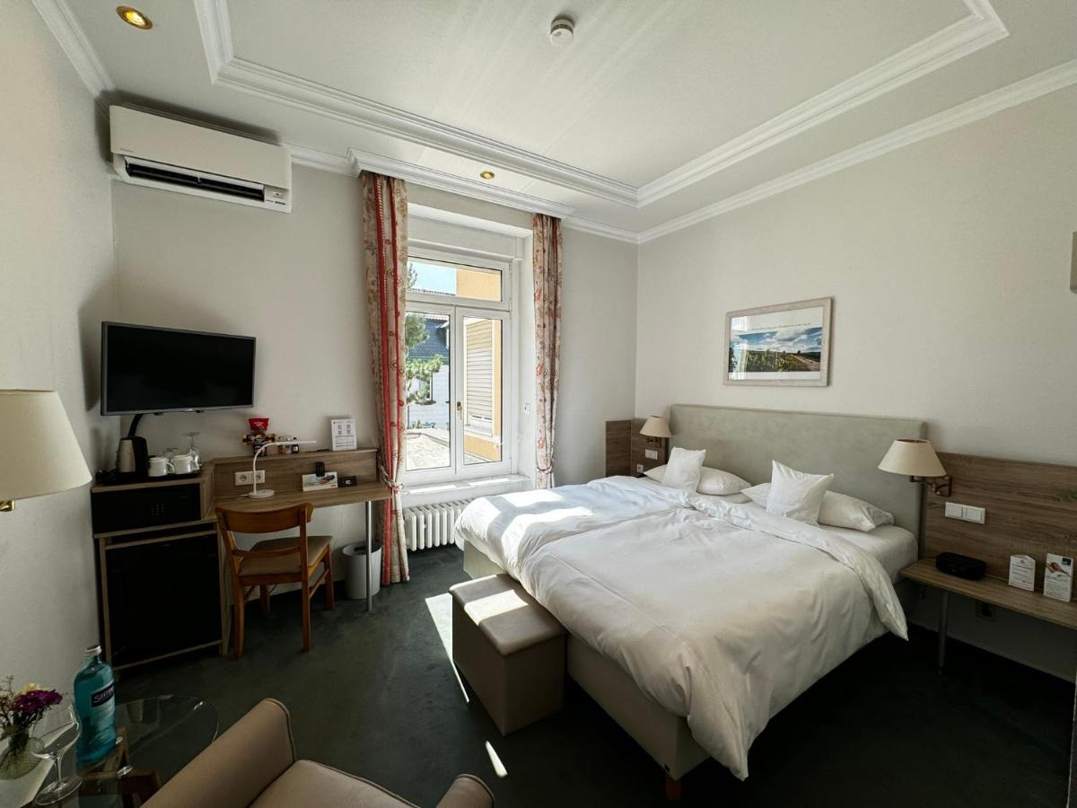 Rhein-Hotel Nierstein - Housity