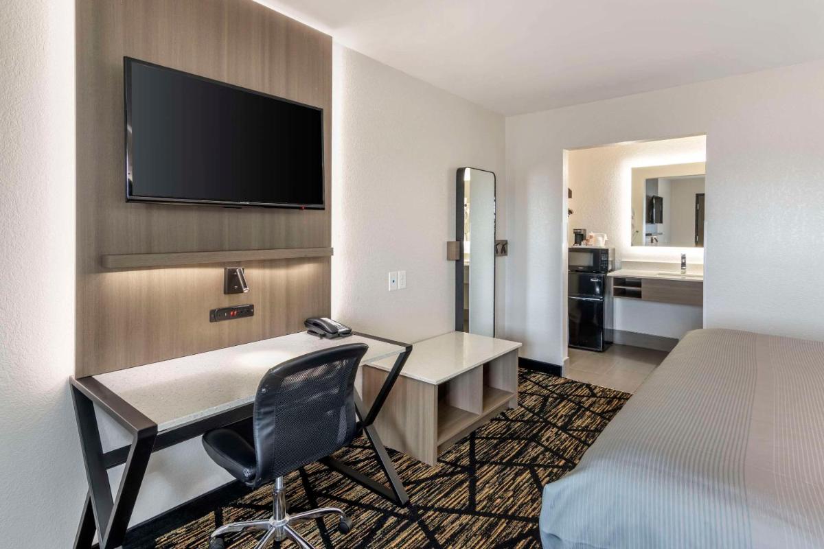 Quality Inn & Suites Athens University Area - Housity