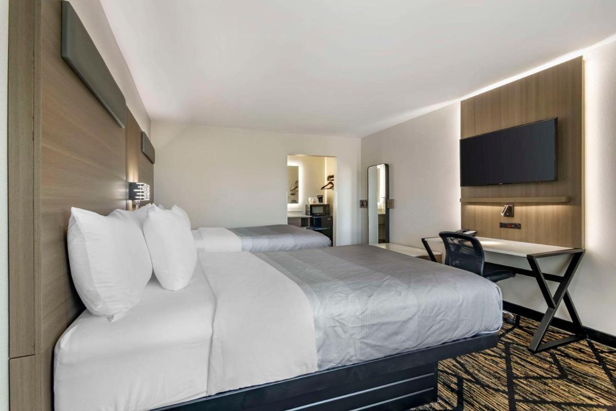Quality Inn & Suites Athens University Area - Housity