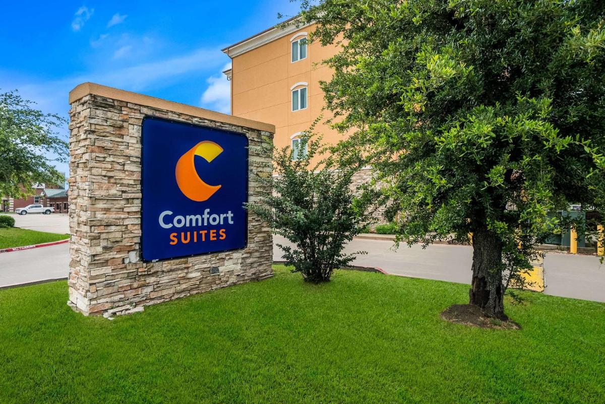 Comfort Suites Plano - Dallas North - Housity