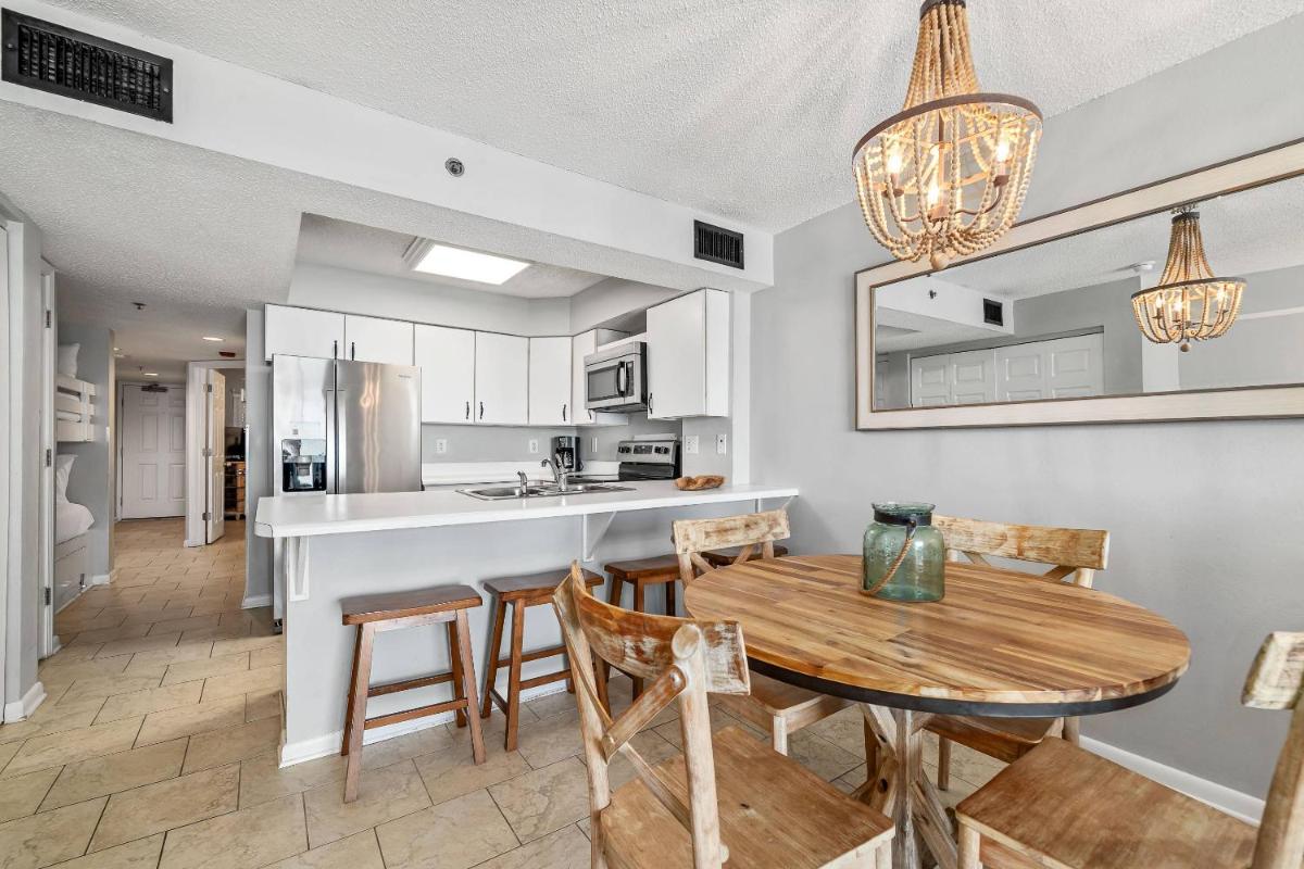 Four Winds 703 - Housity