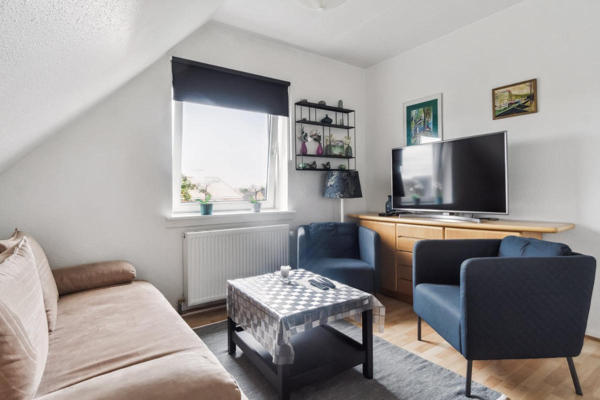 LOVELY TOP FLOOR Apart COPENHAGEN NEAR AIRPORT, METRO AND THE BEACH - Housity