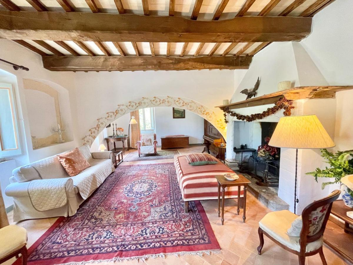 Exclusive leisure pool - Italian biological Gardens - pool house - 11 guests - Housity