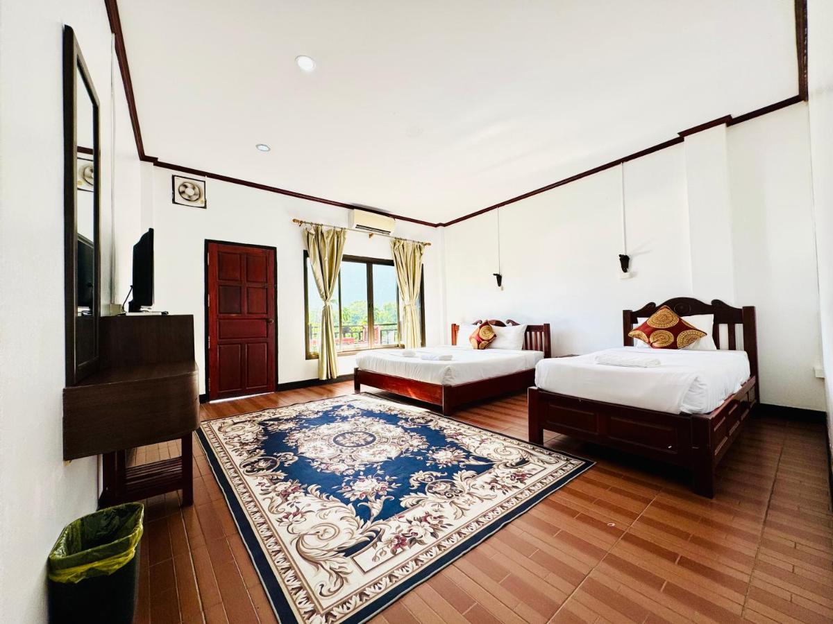 Suitetrails - Vang Vieng Hana River View Hotel & Travel