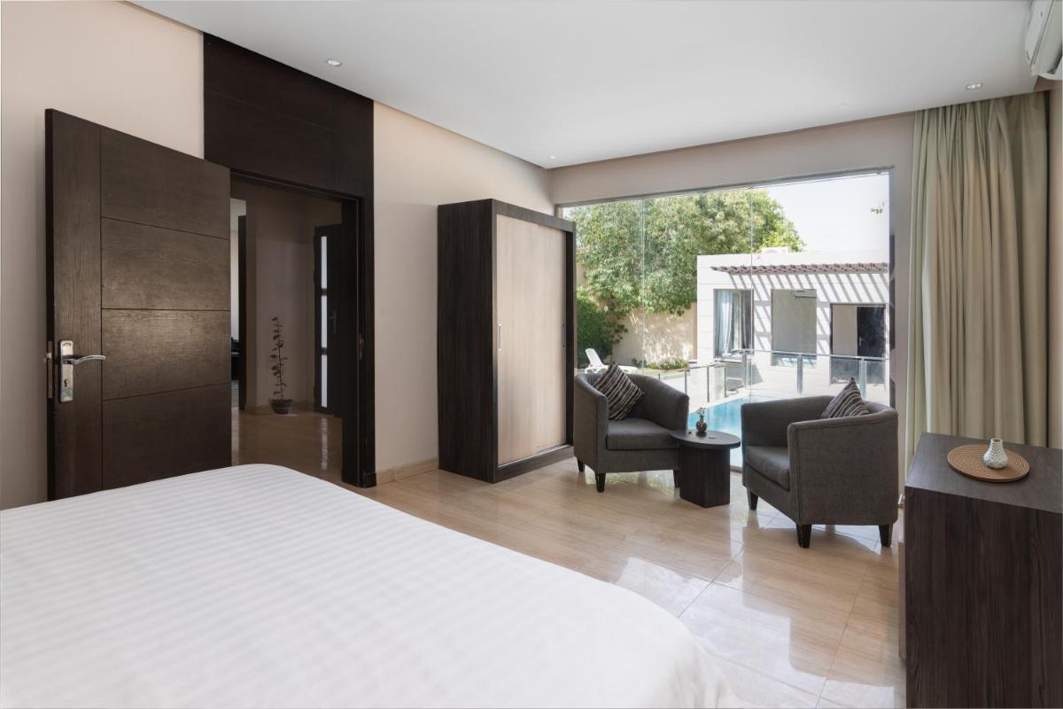 The Corner Hotel Resorts - Riyadh - Housity