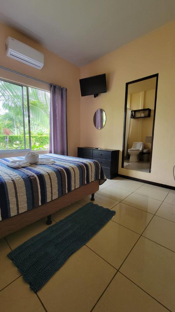 Hotel Campestre Arenal - Housity