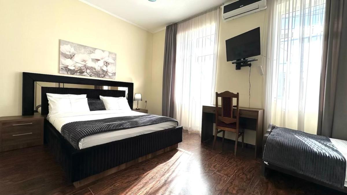 Europa Hotel-Kutaisi - Housity