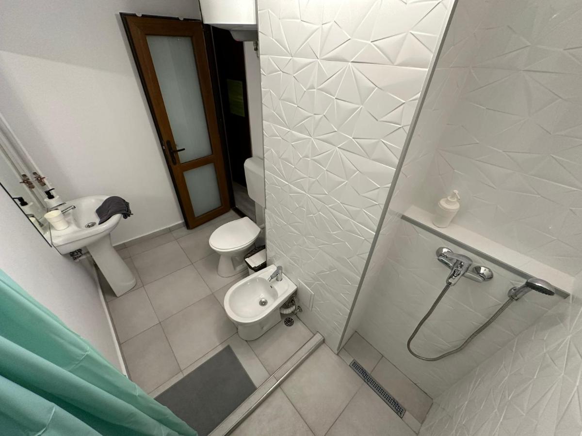 New Green Apartment Studio 1 - Housity