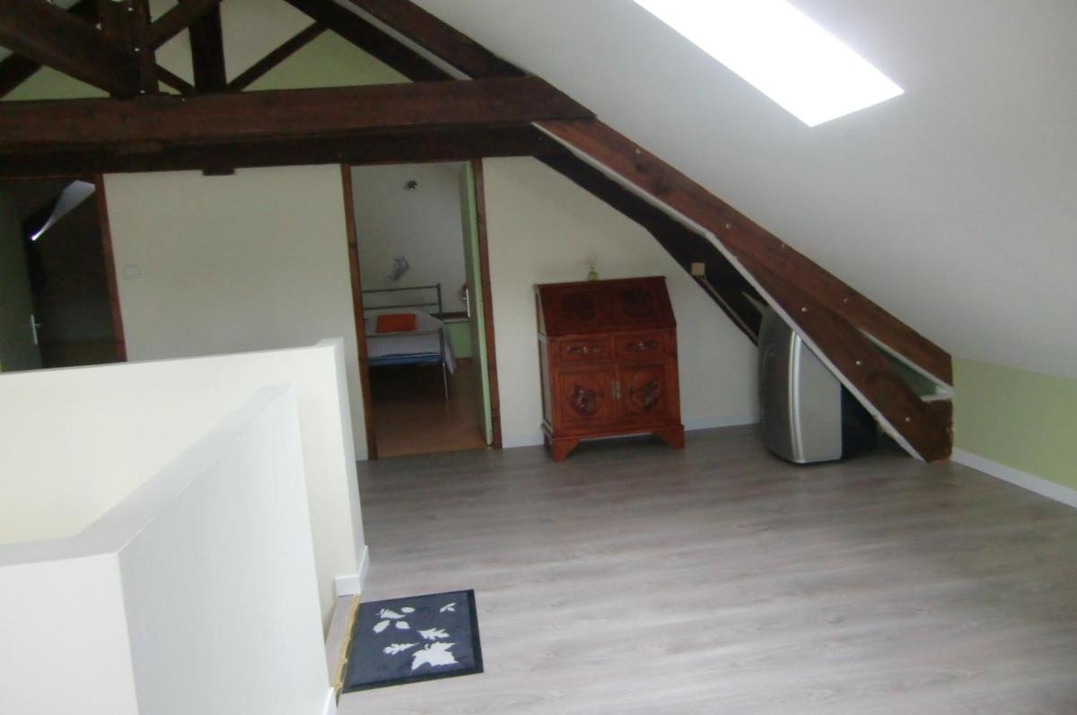 Gite Des Noisetiers - Housity