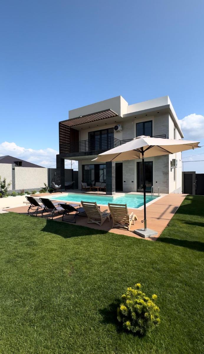 Villa Fontana House Yerevan Zovuni - Housity