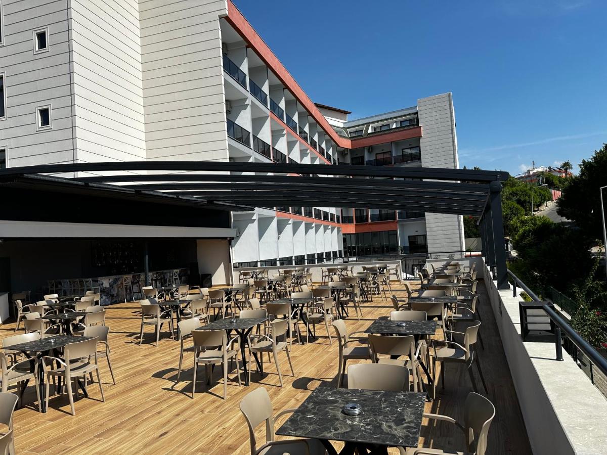 SiDE GOLDEN ROCK HOTEL&SPA - Housity