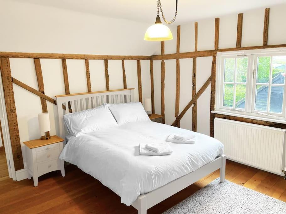 Mallards - English Countryside Retreat - Housity