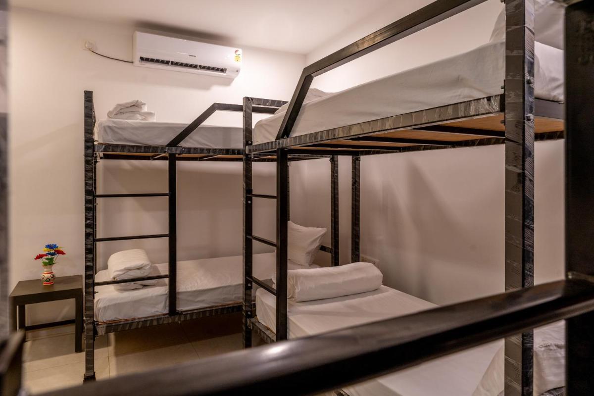 DownTown Arambol - The River Side Hostel - Hizvo