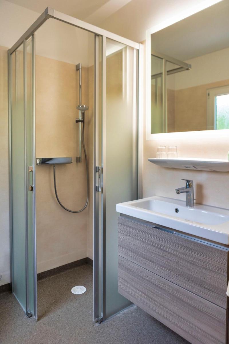 Ferienanlage - Zum See & Hotel - Housity