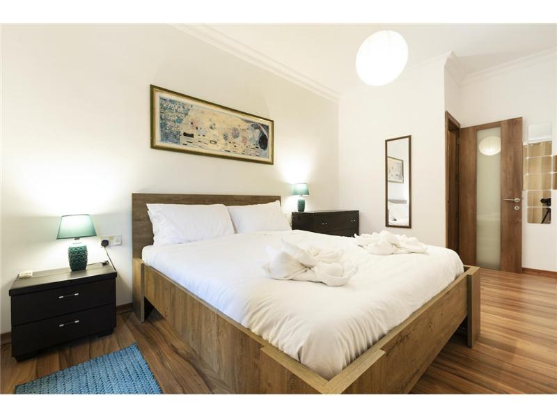 SLIEMA 2 bedroom Apartment-Hosted by Sweetstay - Housity