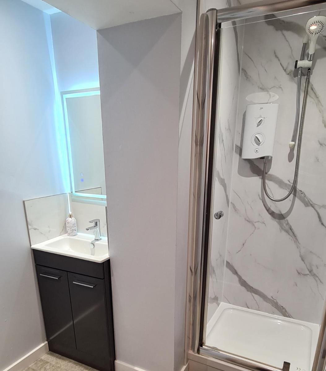 Elmbank Garden Apartment - Housity
