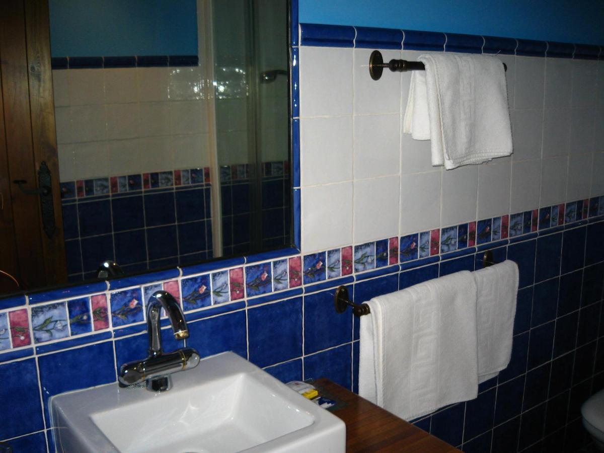 Hotel La Pradera de Marta - Housity