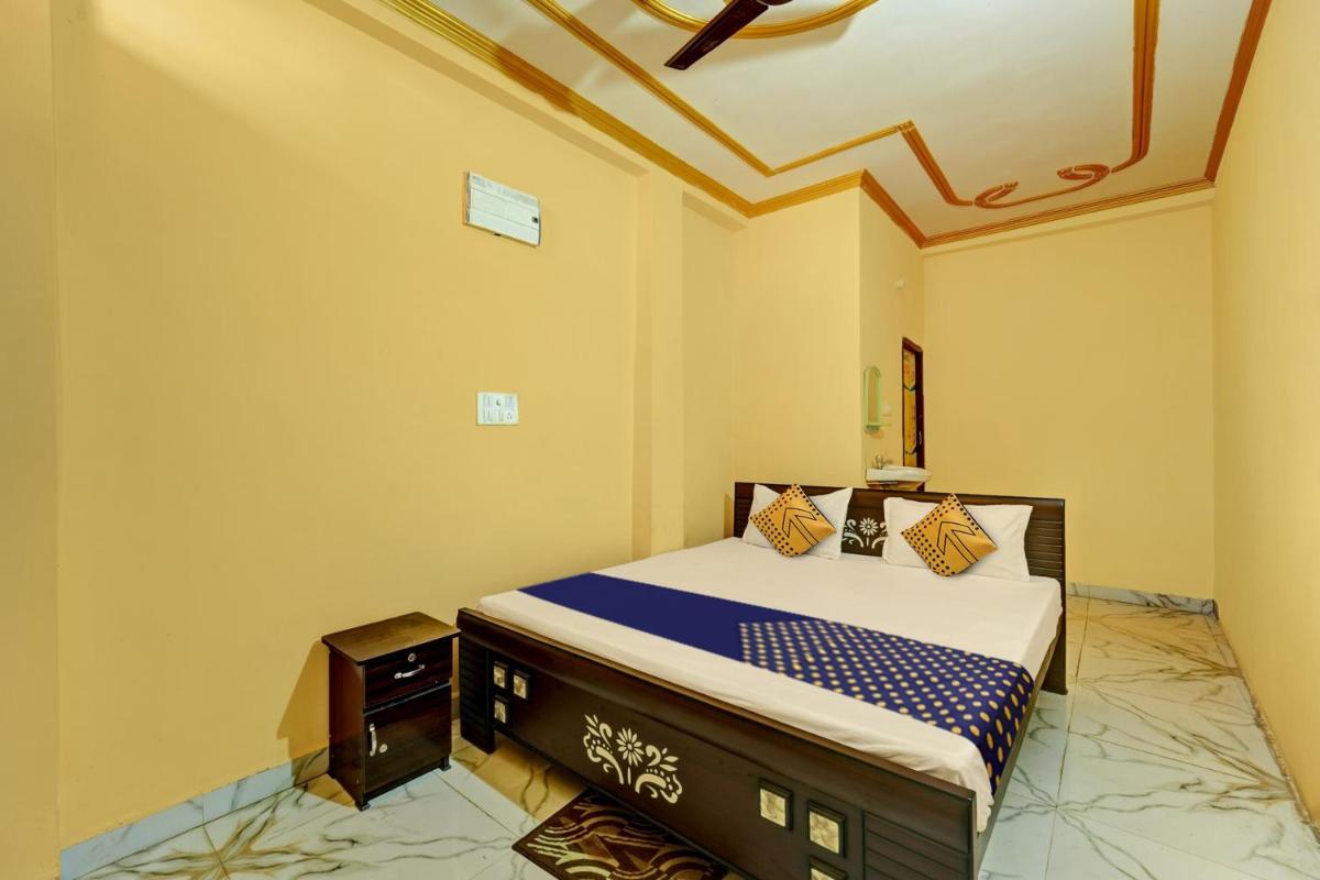 SPOT ON Hotel Royal Palace - Housity