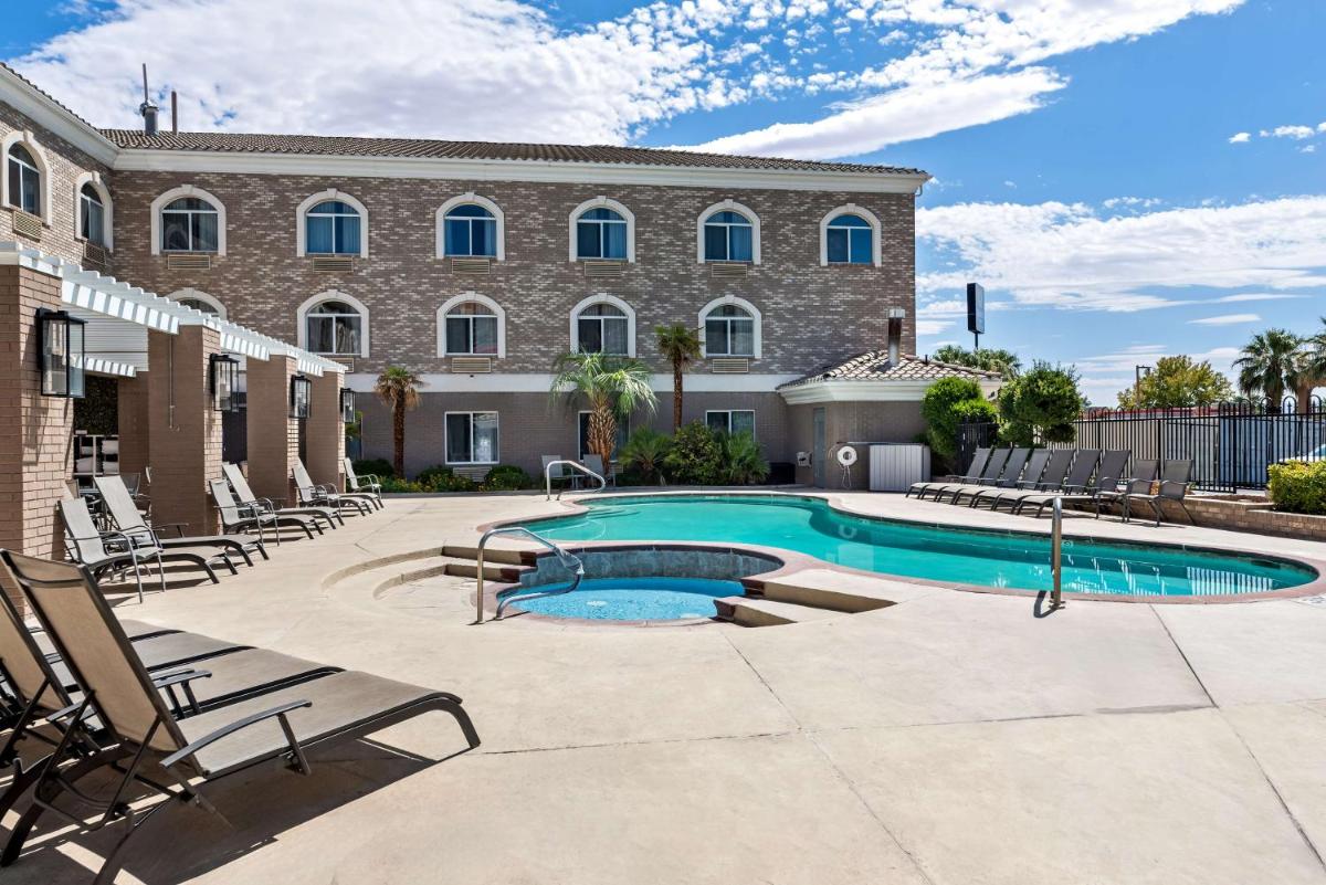 Best Western Plus Abbey Inn - Housity