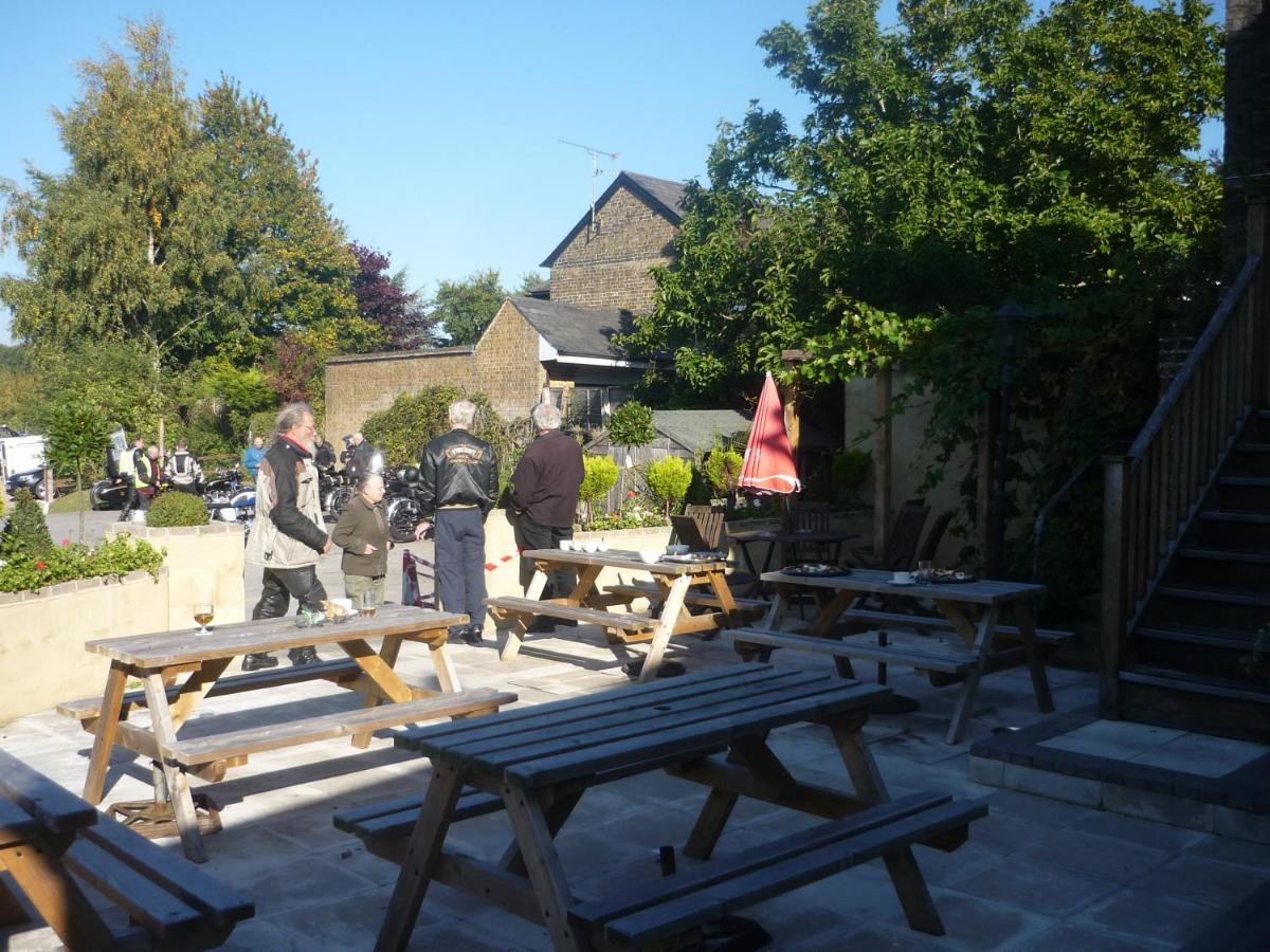 The Darnley Arms - Housity