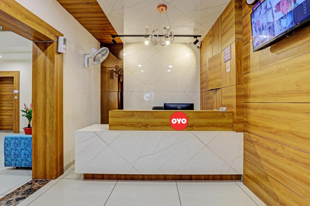 Collection O 80846K Hotel Fun Point - Housity