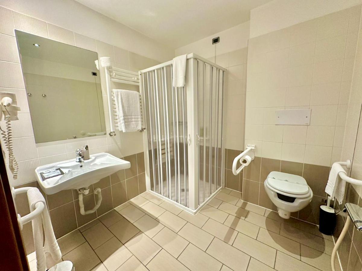 Hotel Del Parco - Housity