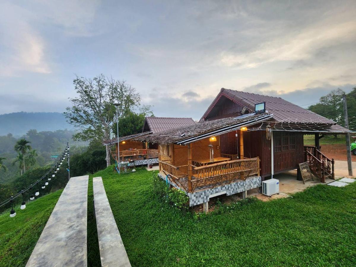 Phuthipthara Resort - Housity