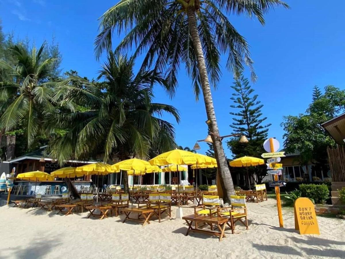 Coconut Beach Resort, Koh Chang - Housity